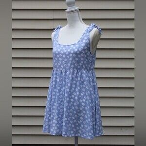 Forever 21 Blue Floral Babydoll Dress